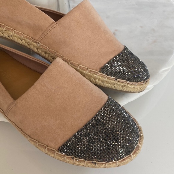😍KENDALL & KYLIE Tan Suede Espadrille Flat w/ Metallic Toe 9! - Picture 4 of 8